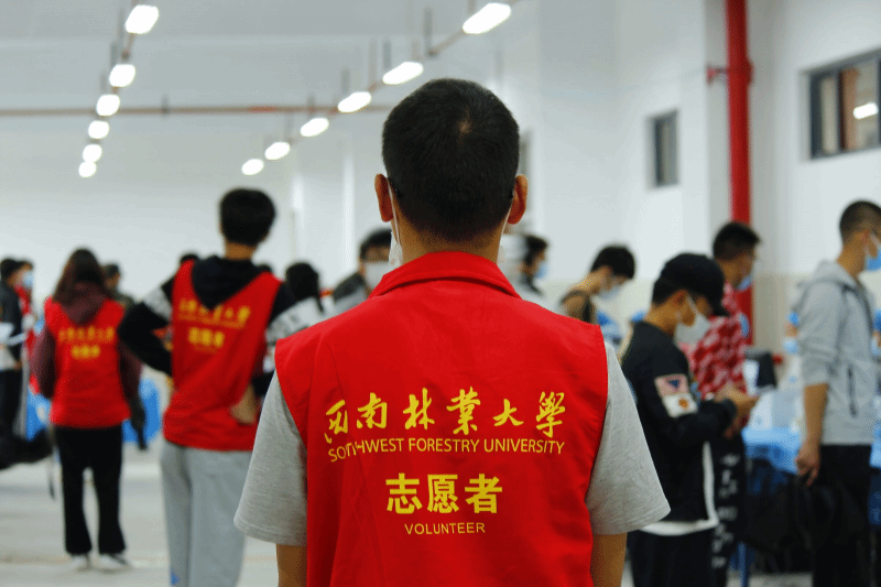 学校共青团深入开展 “我为青年做件事”系列活动