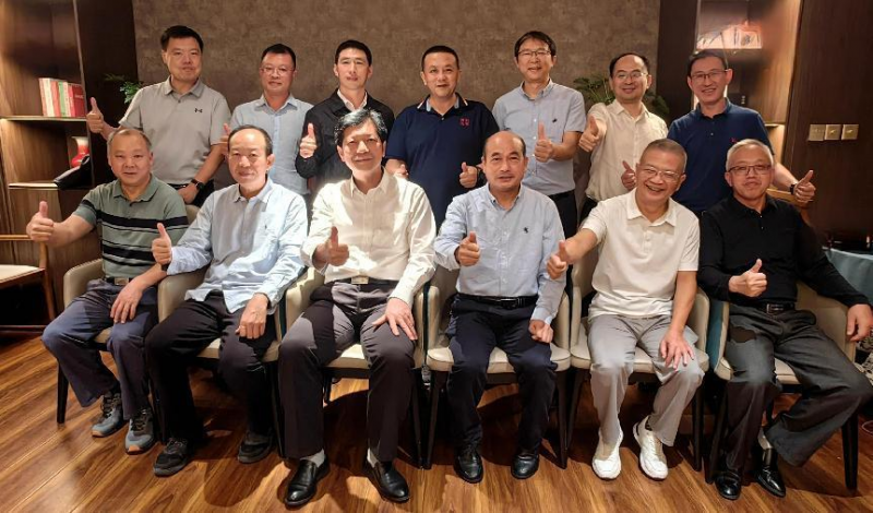 校领导走访看望北京校友