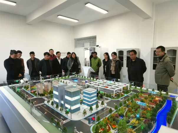 学校主要领导到机械与交通学院调研