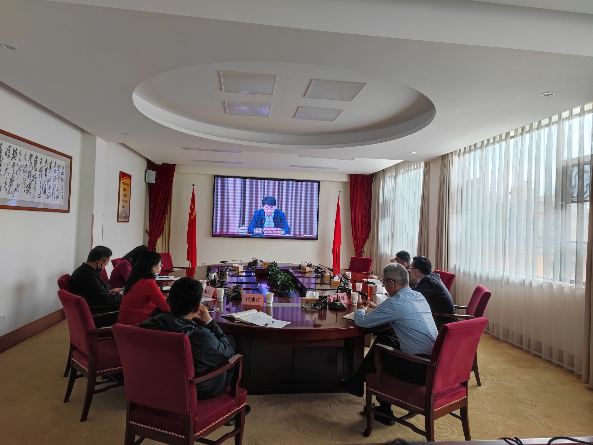 学校参加2022届云南省高校毕业生就业工作视频调度会